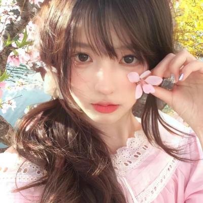 她的伪装